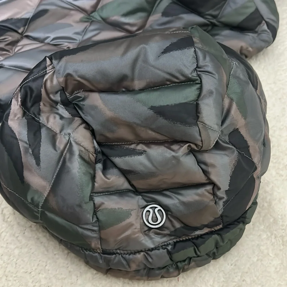 Lululemon Fluffin Awesome Coast Camo Butter Pink Down Jacket Size 8 - Picture 4 of 13